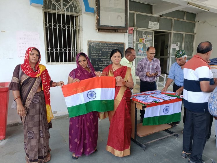 NEWS: हर घर तिरंगा अभियान को लेकर बैठक आयोजित, जनपद सदस्य कांता-हरीश अहीर ने लिया ये लक्ष्य, साथ ही कि ये अपील, पढ़े खबर