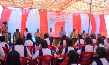 NEWS: महिलाओं की सुरक्षा को लेकर नई पहल, थाना कुकड़ेश्वर पर उर्जा महिला हेल्प डेस्क का किया शुभारम्भ, स्कूली छात्राओं और शिक्षिकाओं को दी ये अहम जानकारियां, एसपी सहित ये अधिकारी रहे मौजूद, पढ़े खबर