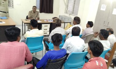 NEWS: पिपलियामंडी थाना प्रभारी ने ली  डीजे साउंड वालों की बैठक, दिए ये आवश्यक दिशा निर्देश, पढ़े खबर