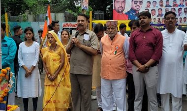 NEWS: स्वतंत्रता दिवस, नागदा में भाजपा ने किया ध्वजा रोहण, दीनदयाल चोक पर लहराया तिरंगा, पढ़े बबलू यादव की खबर