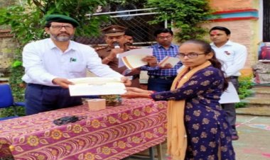 NEWS: स्वर्ण जयंती का उपलक्ष्य, कालेज कॉलेज में निबंध प्रतियोगिता का आयोजन, विजेताओं को किया सम्मानित, पढ़े खबर