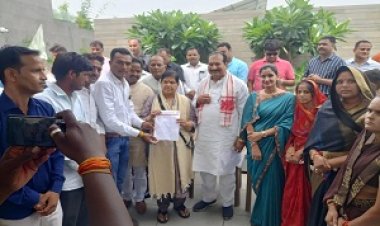 NEWS -जीरन BJP पार्षदो ने प्रभारी मंत्री से की मुलाकात, नगर विकास के मुद्दों पर सौंपा मांग पत्र, पढ़े खबर