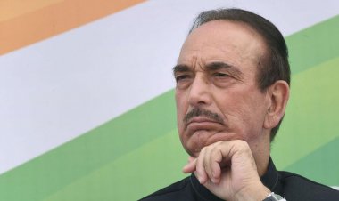 BIG NEWS : गुलाम नबी का इस्तीफा,लिखी पांच पन्नो की चिट्ठी,राहुल पर सीधे वार,तो नेतृत्व पर उठाये गंभीर सवाल,पढ़े चौकाने वाले खुलासे