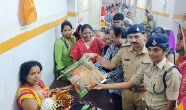 WOW  : आराध्या वेलफेयर सोसाइटी,दे रही ये बड़ा सन्देश,जन्मी बेटी तो माँ का सम्म्मान,ASP कनेश भी हुए शामिल,कही ये बड़ी बात,पढ़े खबर