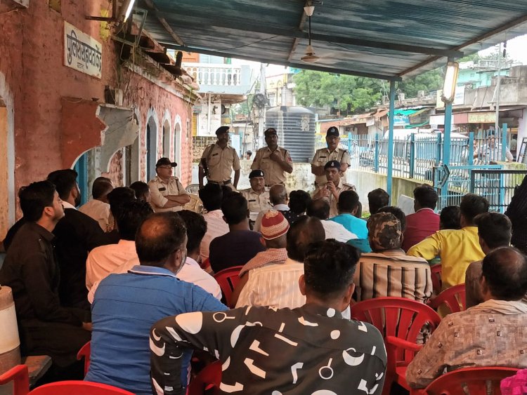 NEWS: बघाना पुलिस चौकी पर वालंटियरों की बैठक सम्पन्न, कानून व्यवस्था को लेकर दी ट्रेनिंग, सीएसपी सहित ये अधिकारी रहे उपस्थित, पढ़े खबर