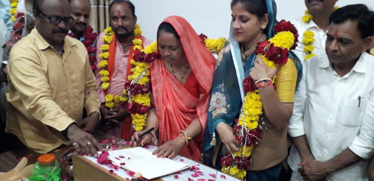 NEWS: पुष्पाबाई-कन्हैयालाल पाटीदार ने किया मल्हारगढ़ जनपद अध्यक्ष का पदभार ग्रहण, वित्त मंत्री जगदीश देवड़ा ने कहीं ये बड़ी बात, पढ़े खबर