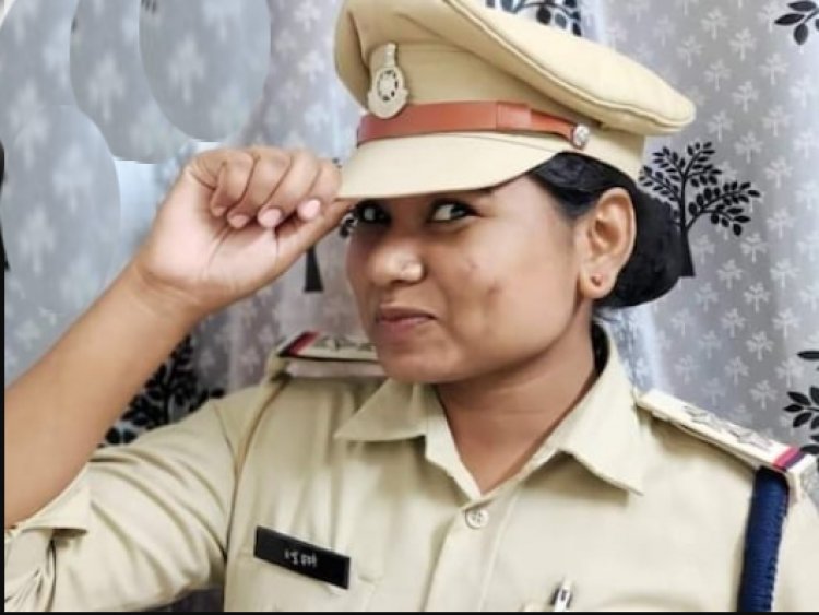 BIG BREAKING: मंदसौर से बड़ी खबर : महिला सब इंस्पेक्टर और पति का मास्टर प्लान, बेरोजगारों को दिया नौकरी का झांसा, फिर की लाखों की ठगी, FIR दर्ज...! क्या बोले SP अनुराग सुजानिया, पढ़े ये खबर