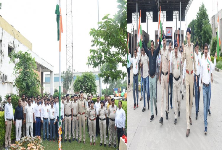 HAPPY INDEPENDENCE DAY : नयागांव परिवहन चैकपोस्ट पर स्वतंत्रता दिवस की धूम, प्रभारी खान के नेतृत्व में किया ध्वजा रौहण, फिर पौधरोपण भी, पढ़े खबर