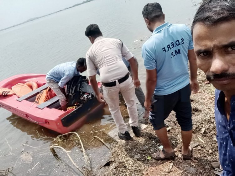 BIG NEWS : पिपलियामंडी का भेसाखेड़ा डेम,जहा नाव सवार के डूबने की खबर,फैली सनसनी,पुलिस मोके पर,सर्च अभियान जारी,पढ़े ये खबर