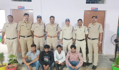 BIG NEWS : मनासा नगर में अंकों पे दांव पर दांव,पुलिस को लगी खबर,फिर हुआ ऐसा एक्शन,की यहां वहा भागते दिखे लोग,4 रंगे हाथो धराये भी,पढ़े ये खबर