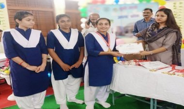 NEWS: जिला स्तरीय पर्यटन क्विज प्रतियोगिता का आयोजन, 110 टीमों ने लिया भाग, अपर कलेक्टर ने प्रदान किये मैडल और सर्टिफिकेट, पढ़े खबर