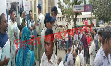 BIG BREAKING: नीमच निवासी महिला की तबियत बिगड़ी, मंदसौर में उपचार, और अचानक तोड़ दिया दम, परिजनों का जिला अस्पताल में हंगामा, फिर गेट के बाहर प्रदर्शन और चक्काजाम, अधिकारी पहुंचे मौके पर, तो...! पढ़े ये खबर