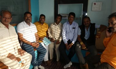 NEWS: भाजपा पार्षद प्रतिनिधि कमल तिवारी (टोनू) की पत्रकार वार्ता, जोकचन्द पहले अपने गिरेबान में झांककर देते, फिर मोदी जी के खिलाफ चंदा लेने आए, पढ़े खबर