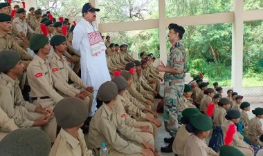 NEWS: NCC का 7 दिवसीय वार्षिक परीक्षण शिविर सम्पन्न, विधायक परिहार बोले- छात्र जीवन में लिए प्रशिक्षण आगे बढ़ने में उपयोगी, पढ़े खबर