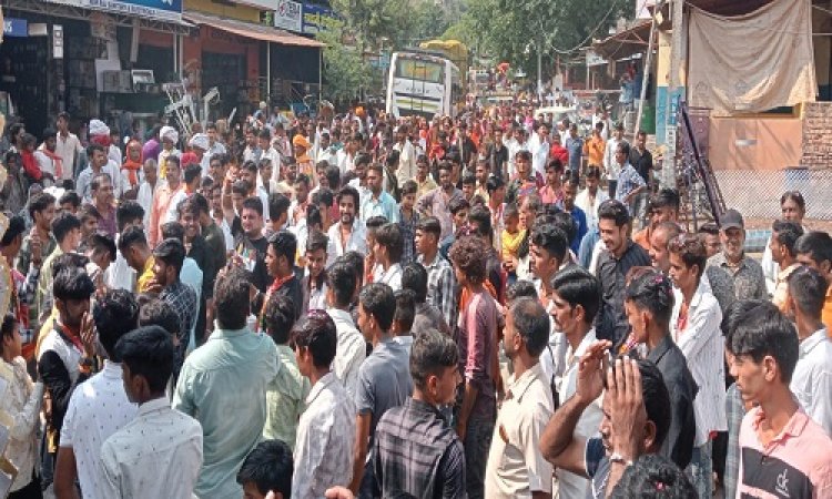 NEWS: रतनगढ़ में निकली भगवान देवनारायण की भव्य शोभायात्रा, गुर्जर समाज के महिला-पुरुष बड़ी संख्या में हुए शामिल, पढ़े खबर