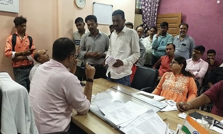 NEWS: अखिल भारतीय बलाई महासंघ ने की SDM से मुलाकात, बिना गुणवत्ता वाले भोजन, और स्कूल के संबंध में ये बड़ी मांग, इन समस्याओं से भी कराया अवगत, पढ़े बबलू यादव की खबर