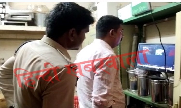 BIG BREAKING: नीमच का मुख्य बाजार, मंदिर से बाहर निकली महिला, फिर अज्ञात बदमाशों ने झपटा सोना, और हो गए फरार, केंट पुलिस मौके पर, शहर में चैन स्नैचिंग की एक और वारदात, पढ़े खबर