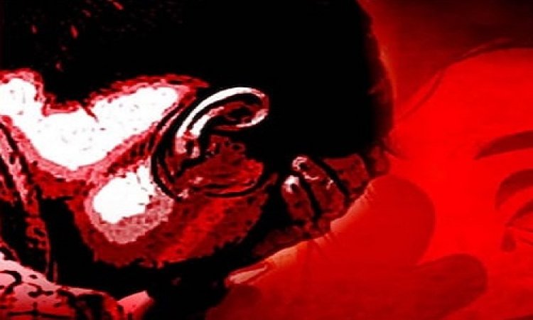 OMG ! दोस्त के साथ मंदिर गई युवती, फिर अचानक आये आधा दर्जन दरिंदे, और दुष्कर्म की वारदात को दिया अंजाम, एक घंटे तक की दरिंदगी, मामला- एमपी के इस जिले का, पढ़े ये खबर