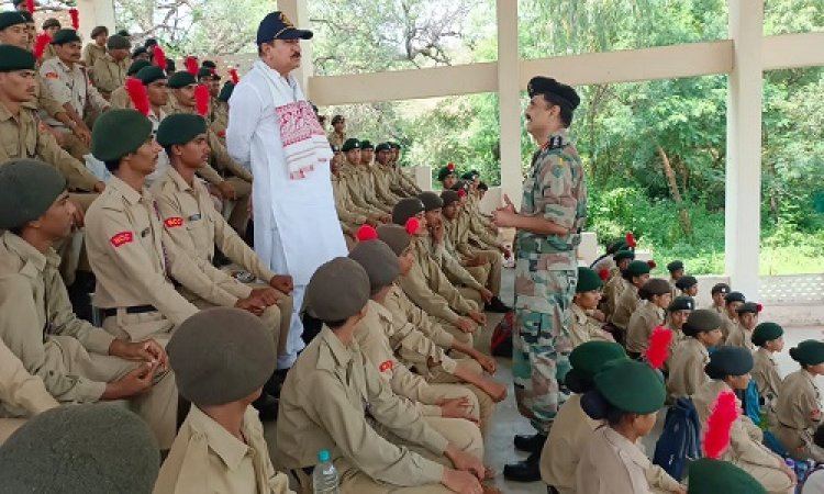 NEWS: NCC का 7 दिवसीय वार्षिक परीक्षण शिविर सम्पन्न, विधायक परिहार बोले- छात्र जीवन में लिए प्रशिक्षण आगे बढ़ने में उपयोगी, पढ़े खबर