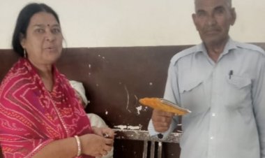 NEWS: मुस्तफा अली की ईमानदारी 35,000 का मोबाइल यू लौटाया, पढ़े खबर