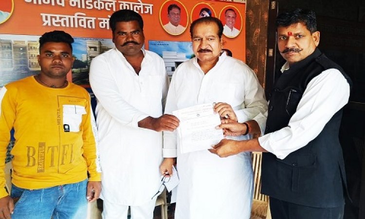 NEWS: खड़वेलिया, गांधीपूरा और गुड़ला गांव में सड़के बनाने की मांग, विधायक परिहार को प्रस्ताव, बापू ने कहीं ये बड़ी बात, पढ़े खबर