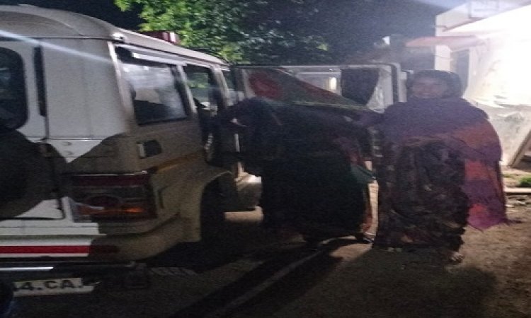 BIG NEWS: रात का समय, और गर्भवती महिला को प्रसव पीड़ा, अस्पताल ले जाते समय वाहन खराब, परिजनों ने डायल किया 100, फिर फरिश्ता बनकर पहुंची पुलिस, पढ़े ये खबर