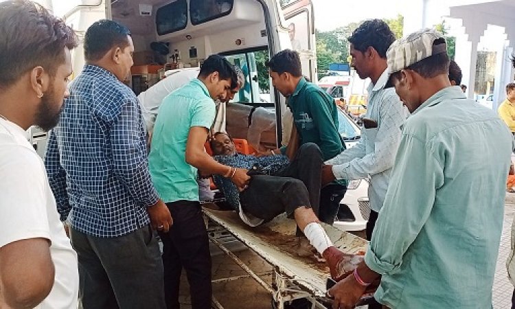 BIG NEWS: ग्राम भदवा के मुख्य मार्ग पर सड़क हादसा, दो बाइक आपस में टकराई, एक व्यक्ति गंभीर घायल, उपचार के बाद नीमच जिला अस्पताल रैफर, पढ़े खबर