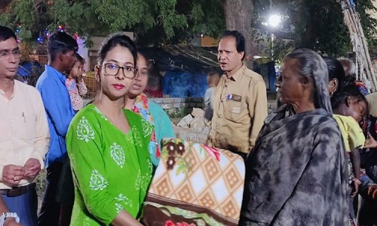 NEWS: नैकी की गाड़ी पहुंची चौकन्ना बालाजी क्षेत्र एवं विकास नगर के समीप बस्ती में, जरूरतमंदों को वितरित किये कंबल, पढ़े खबर