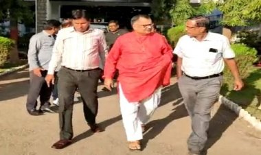 BIG NEWS: पोस्ता नीलामी को लेकर नार्कोटिक्स कार्यालय में हाईलैवल बैठक, जिला कलेक्टर और मंडी अध्यक्ष सहित कई ये अधिकारी हुए शामिल, क्या निकला कोई हल...! पढ़े खबर