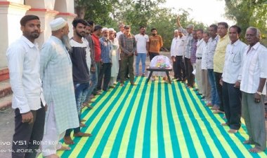 NEWS: रतनगढ़ ब्लॉक कांग्रेस ने मनाई पंडित नेहरू की जन्म जयंती, चित्र पर किया माल्यार्पण, बताया योगदान, पढ़े खबर