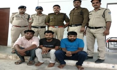 BIG NEWS: इंसाफ की आस में मृतक का परिवार, न्याय की और बढ़ती रामपुरा पुलिस, हत्या के आरोपी सुनील, संजय और अरविन्द गिरफ्तार, अब इनकी तलाश, मामला- मारपीट के बाद अल्लाबेली की मौत का, पढ़े ये खबर