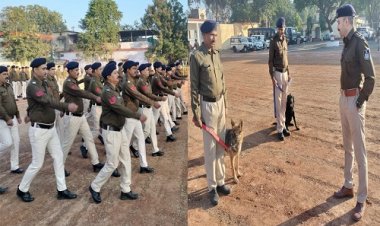 BIG NEWS: मंदसौर की पुलिस लाइन में ऐसा क्या हुआ की... तत्काल पहुंचे जवान, डॉग स्क्वायड और सरकारी वाहन, एसपी साहब की भी एंट्री, पढ़े ये खबर