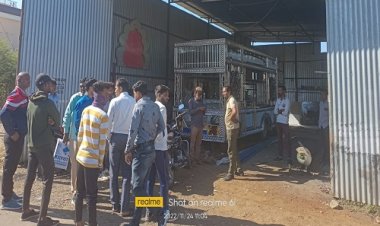 BIG NEWS: मनासा की गुरुकृपा कॉलोनी में अतिक्रमण, शिकायत पर कार्यवाही के लिए पहुंचा अमला, फिर कुछ देर बातचीत, और मौके से लौट गए अधिकारी, पर क्यों...! पढ़े मनीष जोलान्या की ये खबर