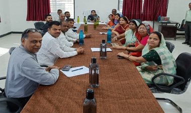 NEWS: नगर परिषद पिपलियामंडी की आवश्यक बैठक समपन्न, 47 नामांतरण प्रकरण प्राप्त, इन्हें मिली मंजूरी, पढ़े खबर