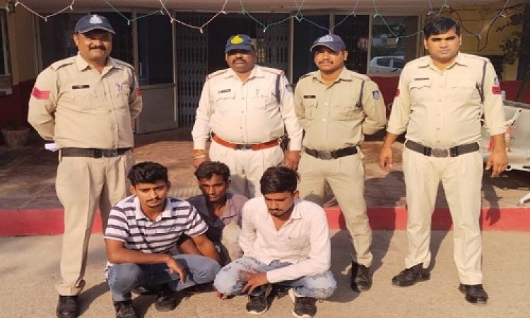 BIG NEWS: सिंगोली क्षेत्र का दिलखुश ने बेगों में भरा मादक पदार्थ, सूचना पर पुलिस ने दी दबिश, डोडाचूरा तो जप्त, डिलेवरी लेने वाले आरोपी भी गिरफ्तार, पढ़े ये खबर