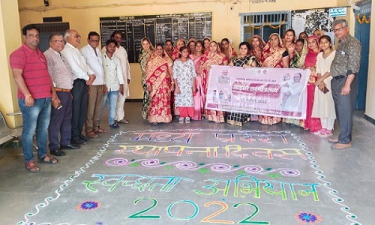 NEWS: मध्य प्रदेश स्थापना दिवस, जीरन नगर में चलाया सफाई अभियान, रांगोली बनाकर दिया संदेश, अध्यक्ष सगवारिया ने आमजन से की ये अपील, पढ़े खबर