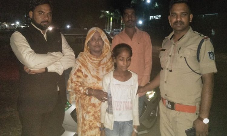 BIG NEWS: मंदसौर में घूमती मिली बालिका, पुलिस ने निभाया अपना फर्ज, चित्तौड़ में परिजनों से संपर्क, फिर सकुशल किया सुपुर्द, कहां जा रहीं थी महक, पढ़े ये खबर
