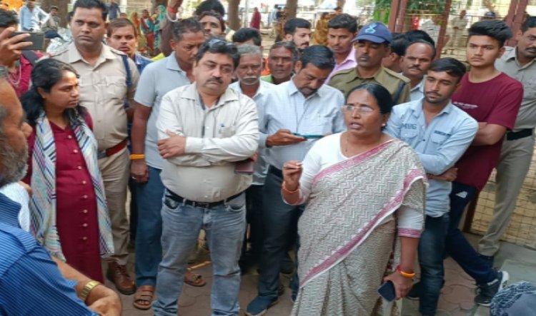 BIG BREAKING : बेटी ने दिए बयान, और सुसाइड नोट में बड़ा खुलासा, फिर नीमच जिला कलेक्टर का एक्शन, पटवारी-गिरदावर निलंबित, मामला- मंडल उपाध्यक्ष बलवंत बैरागी की मौत का, पढ़े खबर