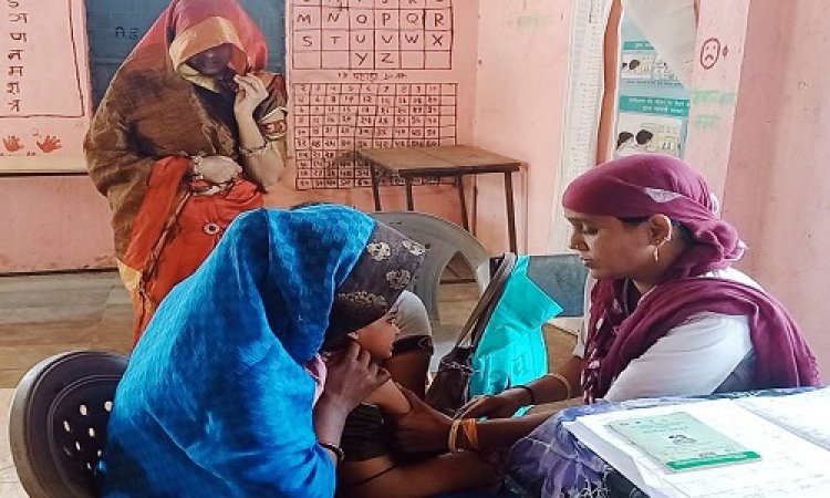 NEWS: मीजल्स-रूबेला मुक्त भारत अभियान, ग्राम हांसपुर में बच्चों का किया टीकाकरण, इन बीमारियों की तरह होगा अंत, पढ़े खबर