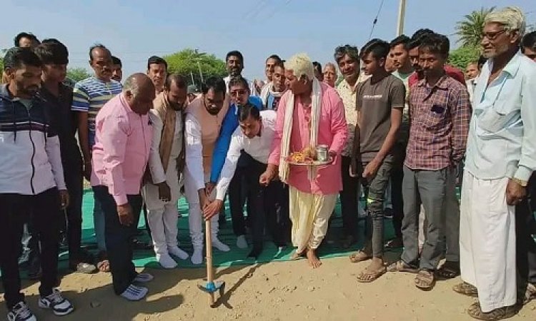 NEWS: ग्रामीणों ने की मांग, अब विधायक मारू ने दी सौगात, करोड़ों रुपयों से होगा ग्राम मोय-भदवा सड़क निर्माण, किया भूमिपूजन, पढ़े मनीष जोलान्या की खबर