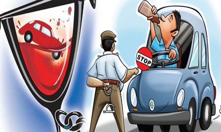BIG NEWS: चैकिंग और रात्रि गस्त में यातायात पुलिस की बड़ी कार्यवाहियां, किसी को नशे में वाहन चलाते, तो किसी को बिना लायसेंस के पकड़ा, चालानी कार्यवाही की, अब ये रोजाना न्यायालय में होंगे पेश, पढ़े ये खबर
