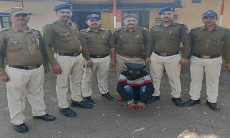 BIG NEWS: काली लक्जरी कार में काला कारोबार, खाकी को देख मारा यूटर्न, फिर शामगढ़ पुलिस ने घेराबंदी कर पकड़ा, तलाशी में मिली 50 लाख की स्मैक, तस्कर धर्मेन्द्र चढ़ा हत्थे, पढ़े खबर