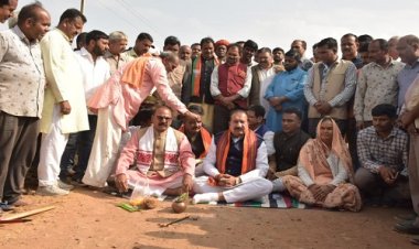 NEWS: विधायक दिलीप सिंह परिहार पहुंचे ग्राम पावटी, ग्रामीणों को दी ये सौगात, तो खिल उठे चैहरे, अब 1 करोड़ से अधिक की राशि से होंगे ये विकास कार्य, पढ़े खबर