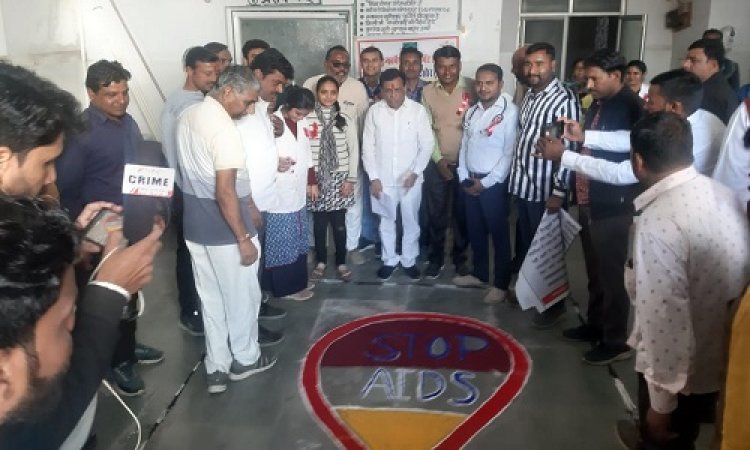 NEWS: विश्व एड्स दिवस, सामुदायिक स्वास्थ्य केंद्र मल्हारगढ पर बनाई जागरूकता रांगोली, वित्त मंत्री ने किया अवलोकन, की सरहाना, पढ़े खबर