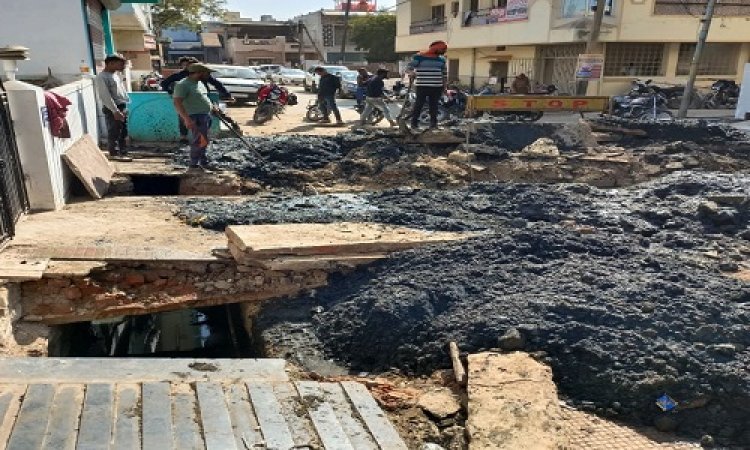 BIG NEWS: शहर के विकास नगर में छेड़ा ये अभियान, सभापति सहित दो वार्डो के पार्षद तैनात, पांच दिनों से लगातार जारी जंग, नपाध्यक्ष स्वाति चौपड़ा भी समय-समय पर ले रही अपडेट, इंदौर की तर्ज नीमच को लाने के प्रयास, पढ़े ये खबर