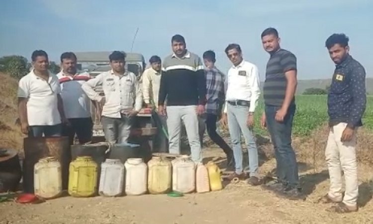NEWS: आबकारी विभाग की ग्राम भगोरी में दबिश, सैकड़ों लीटर लहान जप्त, मौके पर की ये बड़ी कार्यवाही, पढ़े खबर
