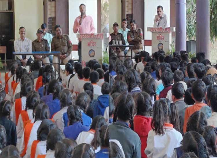 NEWS: डायल हंड्रेड पहुंची सरस्वती शिशु मंदिर, अधिकारीयों ने कहीं ये बड़ी बात, छात्र-छात्राओं को दी अहम जानकारियां, पढ़े ये खबर