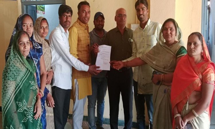 NEWS: जीरन नगर के भाजपा पार्षदों ने CMO से की मुलाकात, विकास कार्यो को लेकर सौंपा पत्र, यह प्रमुख मांगे, पढ़े खबर