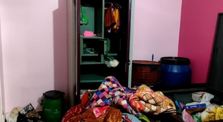 BIG BREAKING: बघाना में एक के बाद एक सूने मकानों में चोरियां, बदमाश उड़ा ले गए सोना-चांदी, अब क्षेत्र में चोरों की दहशत, एक मालिक का बड़ा खुलासा, पुलिस भी जुटी जांच में, पढ़े ये खबर