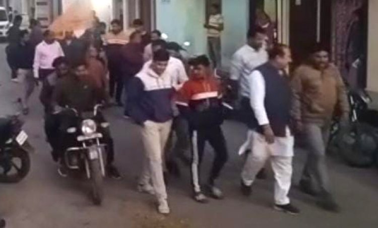 BIG NEWS: दशहरा मैदान में श्रीराम कथा का भव्य आयोजन, समिति के सदस्य पहुंचे नीमच सिटी, विधायक परिहार से साथ मिलकर वितरित की पत्रिका, रहवासियों को बांटे पीले चावल, पढ़े खबर